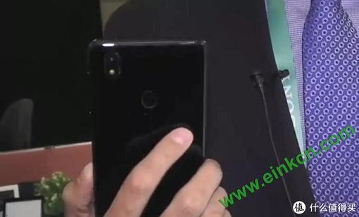 继海信彩色屏手机之后，文石也发布了一款墨水屏手机：E-Ink 手机会是下一个趋势吗？