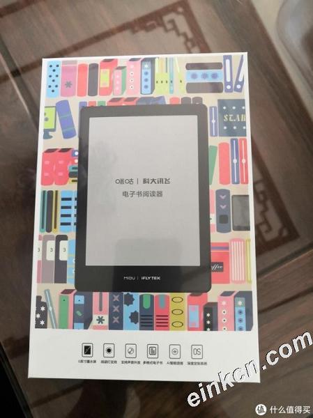 咪咕讯飞R1电子书的创新功能和亚马逊Kindle oasis2对比评测/体验