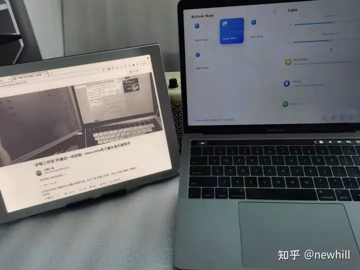 Mira护眼显示器:重度墨水屏用户4000字硬核分享和产品对比! eink 电子纸 电子墨水屏 EINK 墨水屏 水墨屏 电子墨水 川奇光电 元太科技 元太 手写 BOOX Mira显示器 Mira 墨水屏显示器 13.3寸墨水屏显示器 13.3寸墨水屏 值不值得买 性价比 怎么样 第13张 Mira护眼显示器:重度墨水屏用户4000字硬核分享和产品对比! eink 电子纸 电子墨水屏 EINK 墨水屏 水墨屏 电子墨水 川奇光电 元太科技 元太 手写 BOOX Mira显示器 Mira 墨水屏显示器 13.3寸墨水屏显示器 13.3寸墨水屏 值不值得买 性价比 怎么样 第13张
