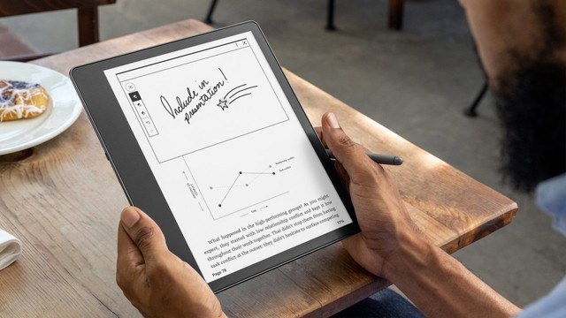 电子墨水可书写 亚马逊推出Kindle Scribe